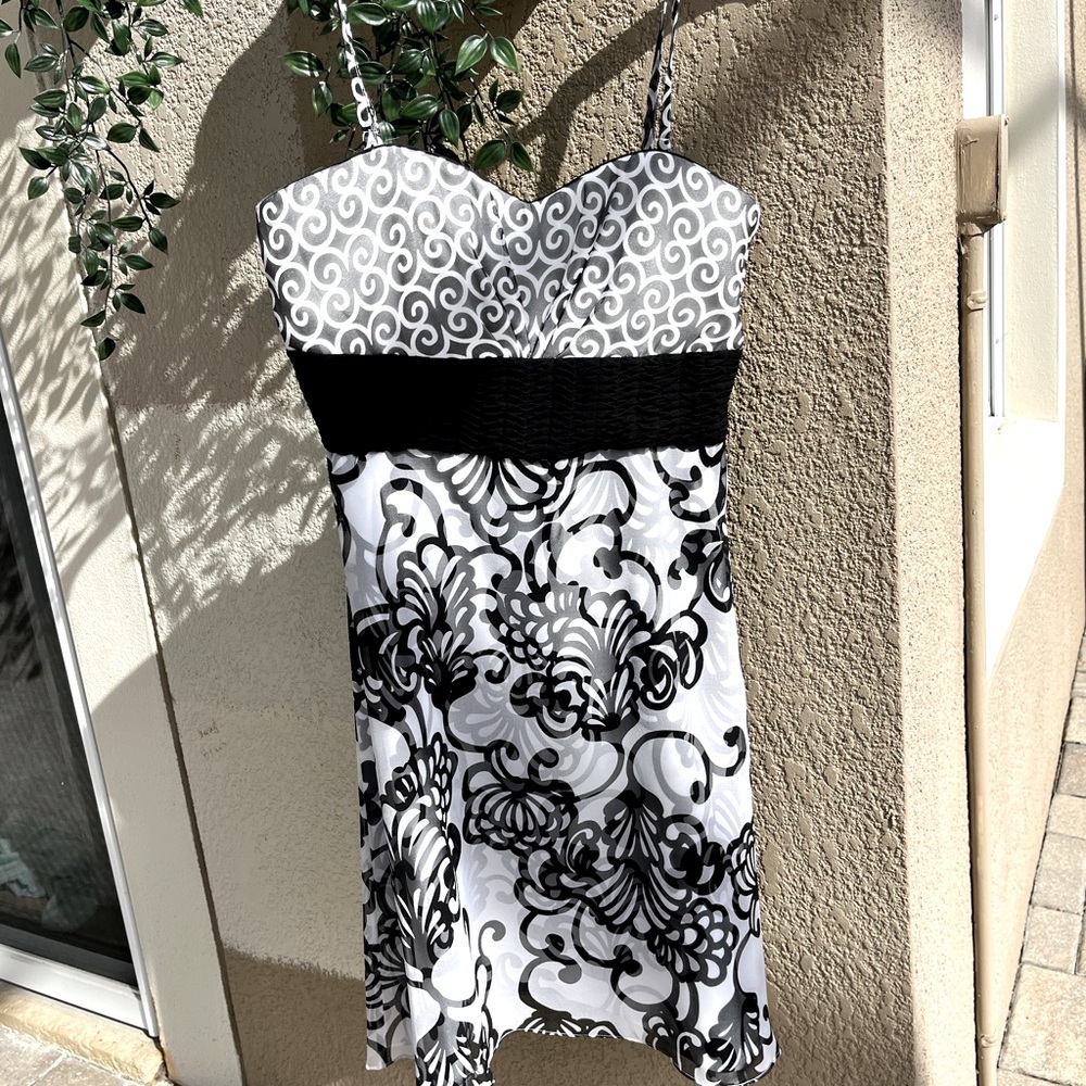 White House Black Market Dress